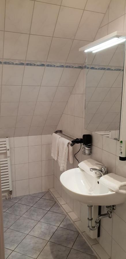 Airport Hotel One Aparthotel Sylt Zewnętrze zdjęcie
