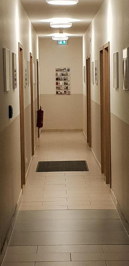 Airport Hotel One Aparthotel Sylt Zewnętrze zdjęcie